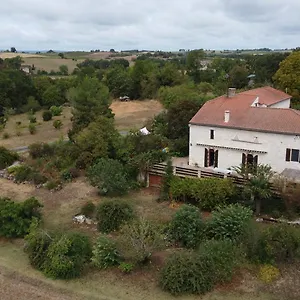  Bed and breakfast Au Mas De Prunac Francia